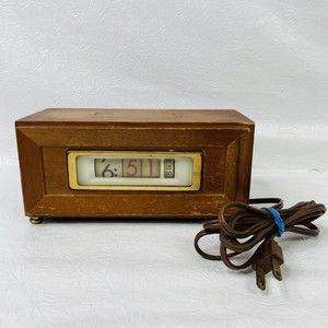 Vintage Tymeter Numechron 1970 Model 851 Pennwood Electric Flip Clock